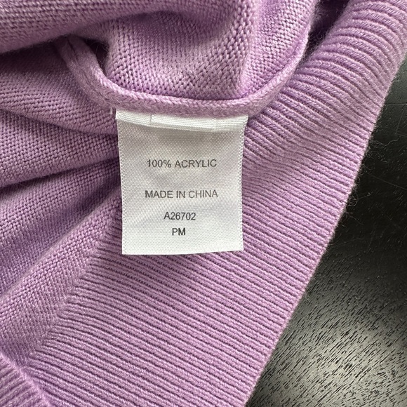 Appleseed’s Soft Acrylic Lilac Short Sleeve Crewneck sweater - Picture 4 of 7